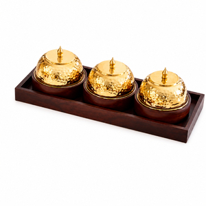 Ensemble de 3 bols de service dorés martelés avec plateau en acier inoxydable et poignées en bois – Bols décoratifs pour bonbons, fruits secs et noix - Product Image 3