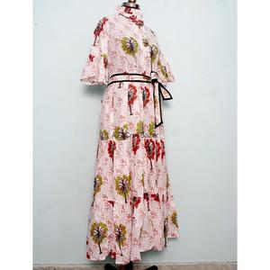 Vestido Maxi Casual Elegante al por Mayor para Mujer, de Algodón con Estampado Floral, Transpirable, para Uso Diario, Cuello en V, Manga Casquillo, Ajuste Holgado, Natural - Product Image 5