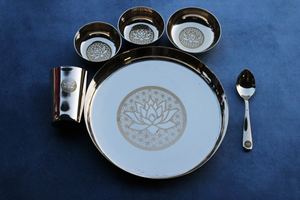 Ensemble de thali classique en bronze (Kansa) écologique, durable, compatible micro-ondes et réutilisable - Product Image 3