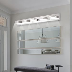 Lampada da Bagno Moderna a LED Cromata, Applique Minimalista a 5 Luci, Efficiente dal Punto di Vista Energetico e Facile da Installare - Product Image 3