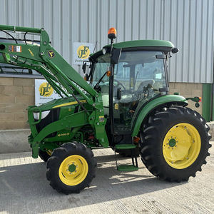 Tracteur utilitaire compact John Deere 4066R, 66 CV, 4 roues motrices, transmission hydrostatique, prêt pour le chargement, travaux agricoles, aménagement paysager, performances robustes - Product Image 1