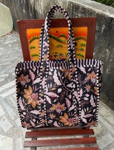 Bolso Tote con Estampado de Bloques para Mujer, Bolso de Hombro Hecho a Mano en India - Product Image 6