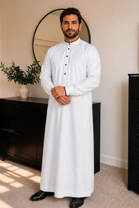 Fournisseur OEM de Thobe : Vêtements islamiques confortables à manches longues, conçus pour les marques privées et les acheteurs en gros - Product Image 2