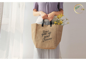 Bolsa de Playa de Yute Resistente y Reutilizable con Asas Reforzadas, Ideal para Transportar Objetos Pesados Cómodamente - Product Image 2