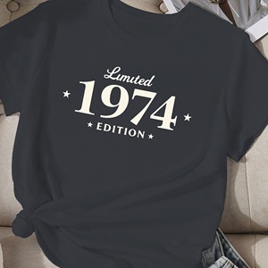 เสื้อยืดผู้หญิงใส่สบายรุ่น1974จำนวนจำกัดพร้อมดาว - Product Image 1
