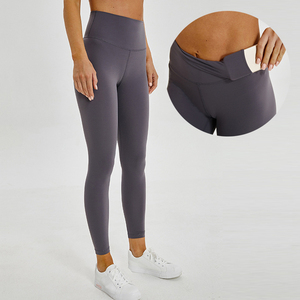 Leggings pour femmes de qualité supérieure en nylon/spandex, taille haute, coupe ajustée, longueur genou, imprimés par sublimation, vêtements de yoga pour femmes - Product Image 5