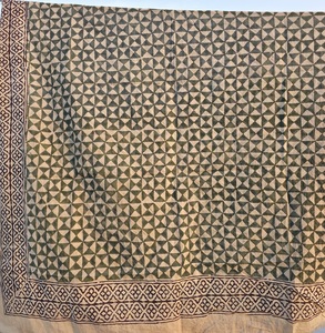 Pareo de algodón 100% hecho a mano con estampado artesanal para mujer, ideal para la playa, la piscina o como cubierta de traje de baño para vacaciones. - Product Image 4