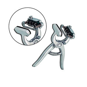 Pinza para tatuajes de orejas de calidad premium, de aluminio fundido a presión, equipo veterinario para la identificación de mascotas y animales de granja de Tegra - Product Image 3