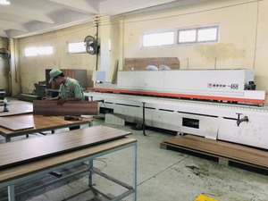 Porte intérieure en MDF avec âme en bois massif alvéolé, finition PVC haut de gamme, pour décoration, fournie par l'usine ODM - Product Image 4