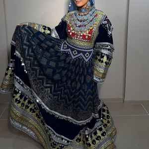 Vêtements traditionnels afghans pour femmes à prix de gros, robes longues afghanes pour femmes avec broderie de pompons et de pièces de monnaie, robes décontractées - Product Image 3