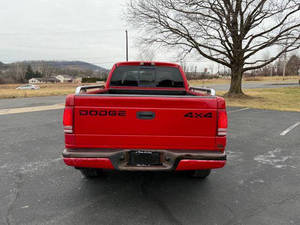 READY TO SHIP Old Model Used 2000 Dodge Dakota Club Cab 4WD PickUp Truck SELLING FAST - Product Image 2