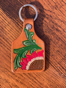 Porte-clés en cuir taillé sculpté à la main Porte-clés en cuir de forme exotique mignon Accessoires en cuir taillé Porte-clés mignons pour unisexe - Product Image 3