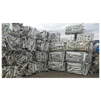 Vente en gros de rebuts de tuyaux en PVC rigide, rebuts de PVC, rebuts de profilés de fenêtres en PVC