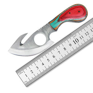 Couteau de chasse en acier Damas de qualité supérieure, couteau à lame fixe pour le camping et la chasse, manche en corne de cerf avec étui en cuir et manche en bois - Product Image 6