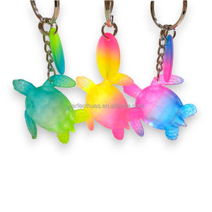 Venta al por mayor divertido colorido tortuga llavero lindo patrón de animales con impresión UV bolsa Accesorios - Product Image 1