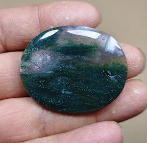 Cabujón ovalado de ágata musgosa verde de alta calidad, facetado, piedra preciosa suelta para la fabricación de joyas. - Product Image 3