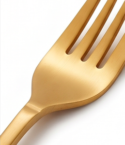 Ensemble de couverts élégants en or, finition miroir, compatibles lave-vaisselle, pour les tables de mariage - Product Image 2