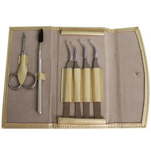Kit Profesional de Pinzas para Extensión de Pestañas SAAR GLOBAL SURGICAL, 4 Pinzas Curvas, Tijeras, Cepillo, Acero Inoxidable - Product Image 1