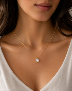 Colgante de Oro Amarillo de 10K con Diamante Cultivado en Laboratorio, Corte Brillante Redondo, Certificado IGI, Estilo Étnico, Joyería de Compromiso Unisex S VIRVADIYA - Product Image 1