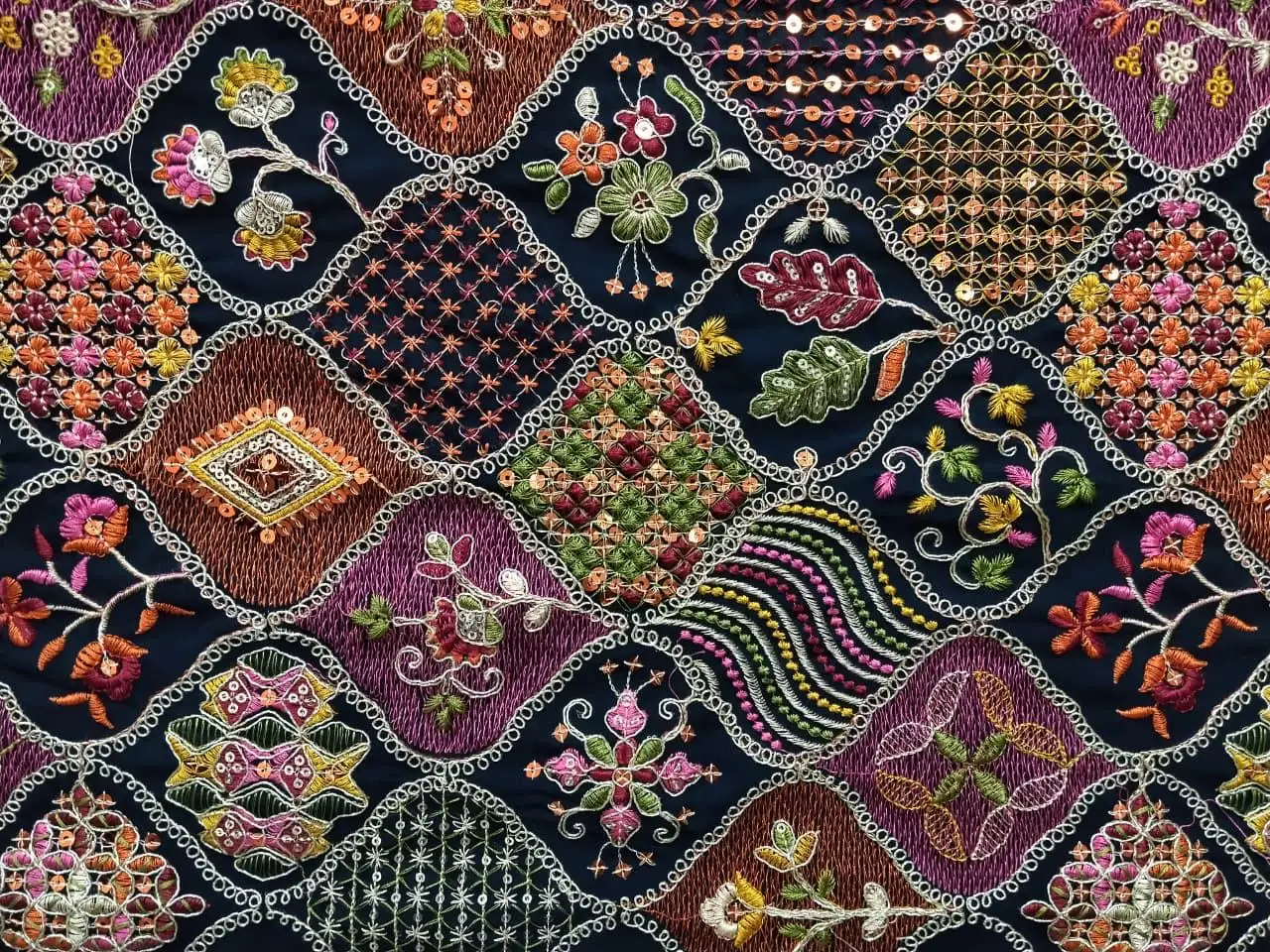 Wholesale 44 Inch Heavy Work Embroidery Fabric Luxury Stone Work Dress Material 55 Inch Panna Premium Quality Textile Factory