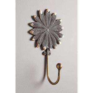 Patère murale décorative en laiton antique motif lys, porte-manteau simple en métal pour rangement de vêtements, fabrication artisanale, finition durable - Product Image 6