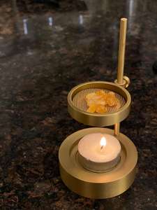 Lampe à parfum réglable en laiton Bold Blossom, brûleur d'huile, support pour bougie chauffe-plat 2 en 1, usage thérapeutique - Product Image 6