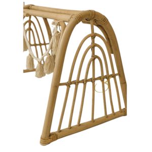 Gymnase d'éveil pour bébé en rotin fait main de haute qualité avec jouets suspendus pour la chambre d'enfant, fabriqué au Vietnam - Product Image 4
