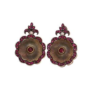Pendientes de botón étnicos de moda chapados en oro de latón y aleación de zinc con diseño de flor de concha, regalo de fiesta para mujer - Product Image 1