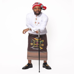 A.K.TRENDY COLLECTION Herren Nigerianisches Traditionelles Umweltfreundliches Gewebtes Jacquard-Besticktes Wrapper-Kleid Braunes Aro Chukwu Gewand - Product Image 1