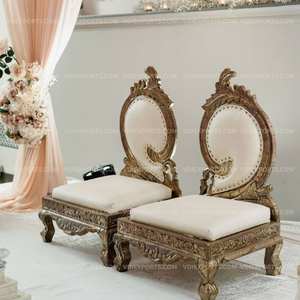 Sillas de Mandap Tradicionales Talladas de Lujo de Baja Altura, Asientos Reales para Ceremonias Phera en Bodas Diurnas en Destinos Indios - Product Image 3