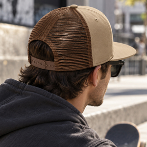 Casquette Trucker Snapback Marron Kaki en Maille à Visière Plate, Style Workwear Tendance, avec Patch Personnalisé, Fabricant OEM, Vente en Gros de Casquettes - Product Image 2