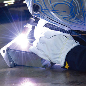 Proveedor de Guantes de Soldador al por Mayor, Guantes de Soldadura TIG de Piel de Cabra y Vacuno Resistentes al Calor para Trabajo de Seguridad - Product Image 2