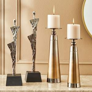 Portavelas de Aluminio Eternity Vogue de Home Centre, Elegante Adorno Decorativo para el Hogar y Decoración Festiva - Product Image 2