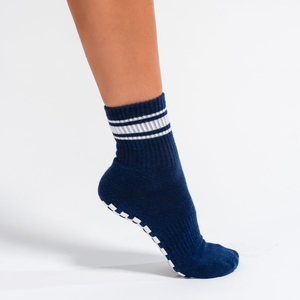 Chaussettes de sport personnalisées avec logo, chaussettes athlétiques, fabricant de chaussettes en coton ODM pour Pilates, tennis, pickleball - Product Image 4