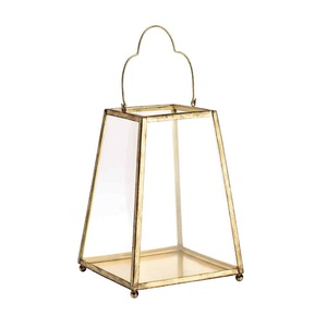 Nouvelle Arrivée : Lanterne à Bougie Dorée pour Extérieur, Cour, Moderne, Élégante, Vintage, Taille et Forme Personnalisables - Product Image 6