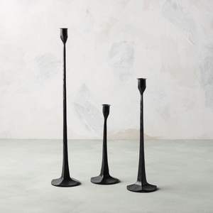 Candelabro de Hierro Forjado para Decoración Interior de Primera Calidad y Ambiente Doméstico Lujoso - Product Image 1