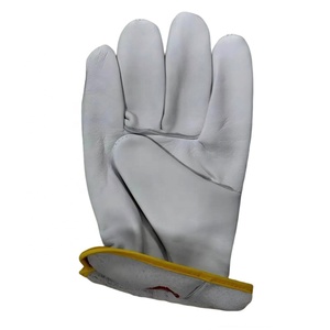 Gants de moto personnalisés sur mesure à vendre, fabriqués au Pakistan, gants de haute qualité pour moto, gants en cuir personnalisés pour moto - Product Image 2