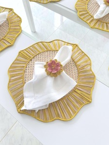 Anillo para servilletas de ratán con forma de flor rosa y naranja, decoración de mesa tejida a mano, adecuada para el hogar, cafetería, comedor y eventos. - Product Image 5