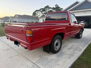 Oferta Especial: Camioneta Modelo Antiguo 1988, 2 Puertas, Cabina Estándar, SB Tru-ck, Título Limpio - Product Image 3