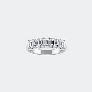 Anillo de banda con siete diamantes de corte esmeralda de 1.75 CTW con engaste de precisión - Product Image 2