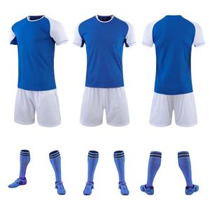 Camiseta de Fútbol Personalizada al por Mayor para Hombre – Conjunto de Uniforme de Entrenamiento de Fútbol de Alta Calidad con Ajuste Cómodo - Product Image 4