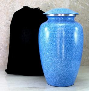 Urna Funeraria de Metal Hecha a Mano con Diseño Floral, Perfecta para Familias que Quieren Guardar Recuerdos de sus Seres Queridos Cercanos - Product Image 2