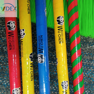Vente en gros Balai de nettoyage pour bois enduit de PVC Panda Différentes longueurs 70cm 110cm 120cm de diamètre 2.2cm - Product Image 4