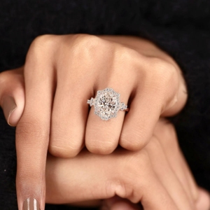 Bague Art Déco 3 carats, diamant de laboratoire CVD ovale, design vintage halo, or rose 14 carats, cadeau d'anniversaire et de naissance pour elle - Product Image 4