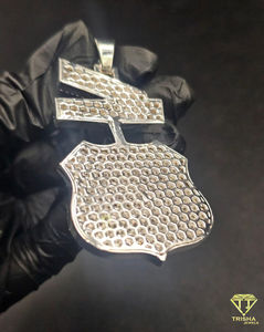 Colgante Personalizado Hecho a Mano con Nombre de Calle, Totalmente Cubierto de Diamantes VVS Cultivados en Laboratorio, en Plata de Ley 925, Joyería Hip Hop - Product Image 3