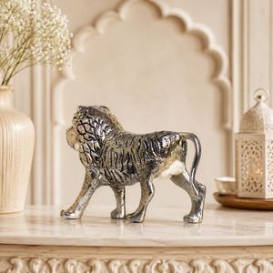 Figurine de lion traditionnelle en métal, sculpture d'animal sauvage avec crinière texturée et détails réalistes, pour la décoration de table de direction et de cheminée - Product Image 2