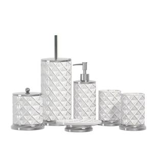 Ensemble de bain de qualité supérieure, texture premium, se sent frais et lisse, ajoutant une touche sensorielle de luxe. - Product Image 4