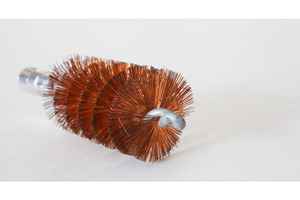 Brosse à fil de laiton pour chaudière, fournie directement par l'usine, pour une élimination efficace du tartre, disponible en grande quantité depuis l'Inde - Product Image 2