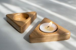 Set of 4 <b>triangle</b> oak <b>wood</b> tealight holders - Product Image 3