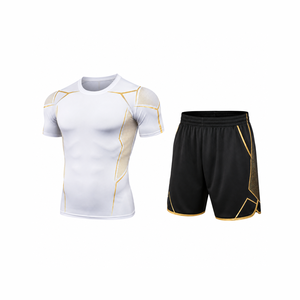 Ensemble de t-shirt de sport et short de course pour homme, vêtements de sport pour la salle de sport, entraînement, fitness, léger, respirant, séchage rapide - Product Image 1